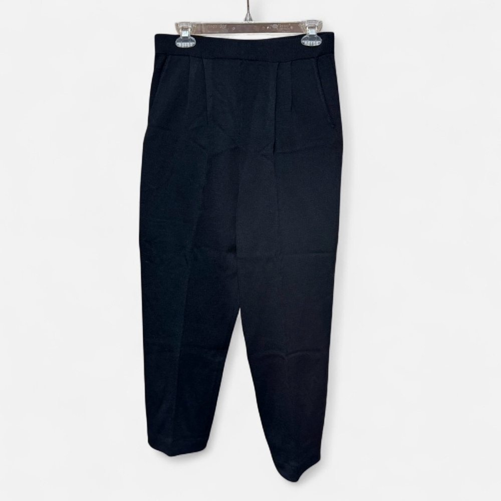 St. John Black Straight Leg Pants size 8, great condition!